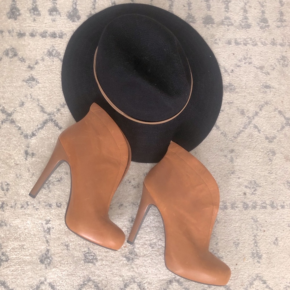 Jessica Simpson Allest Bootie